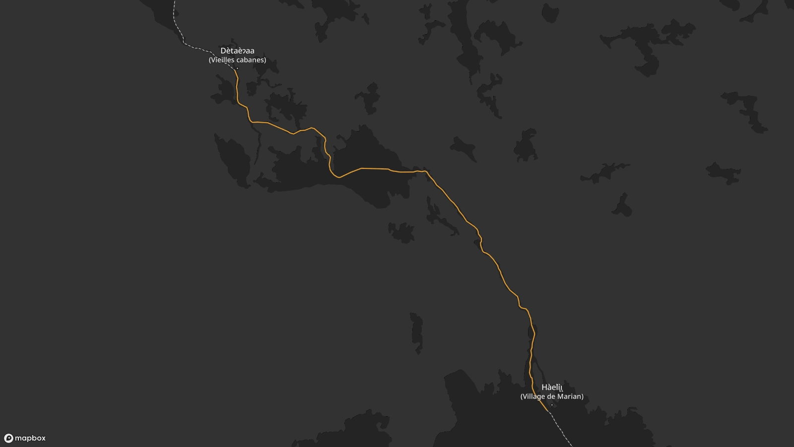 Carte montrant la piste Whatì de Xaelı K'ogola (Village Marian) à Dètaè?aa, la piste suivant la rivière Marian vers le nord, en passant par le lac Shotì.